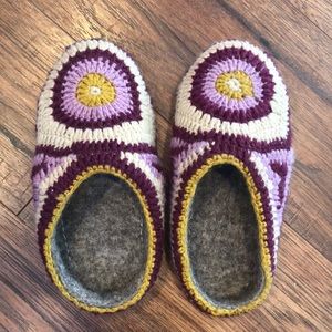 Sundance slippers